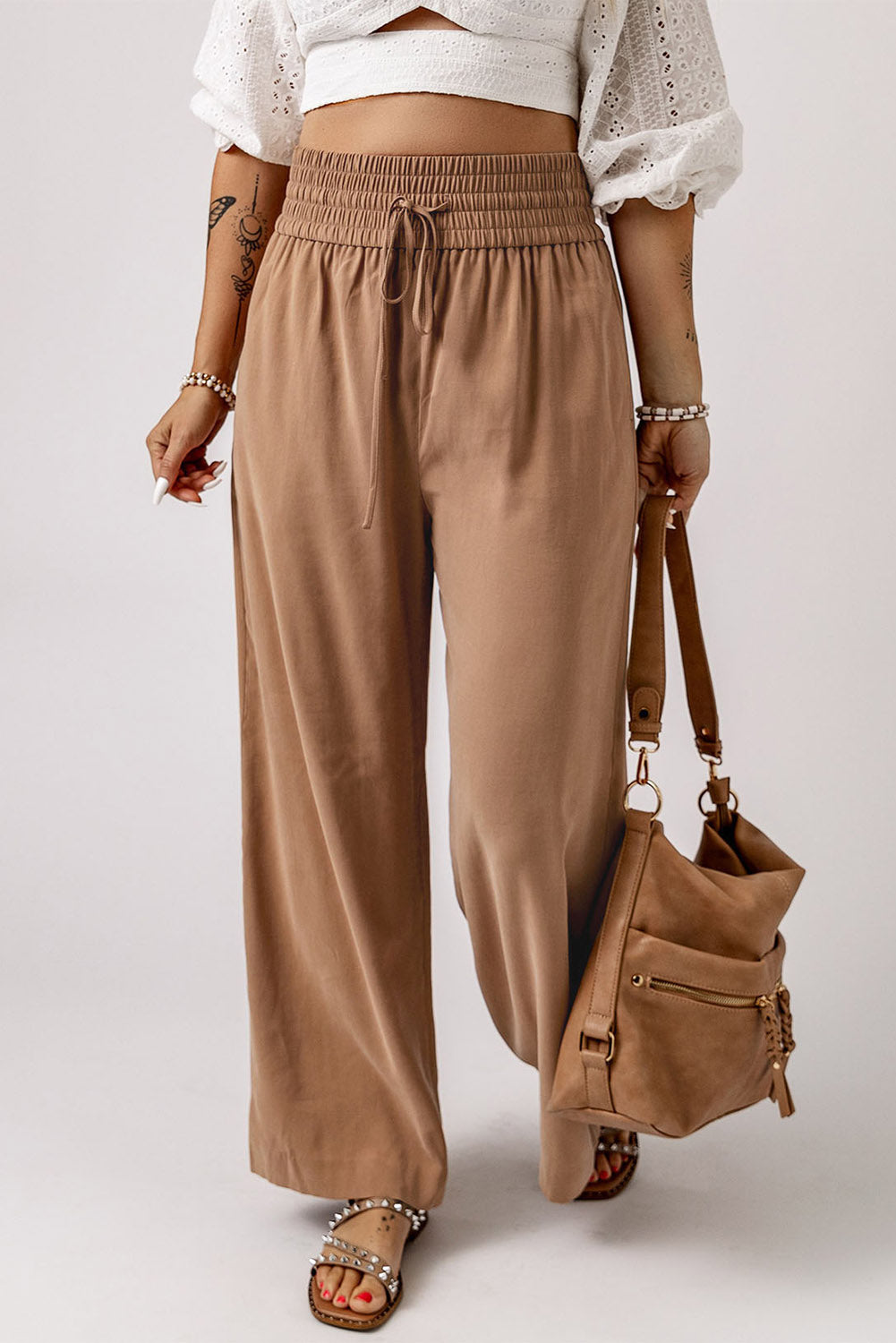 Chic brown wide leg pants with pockets