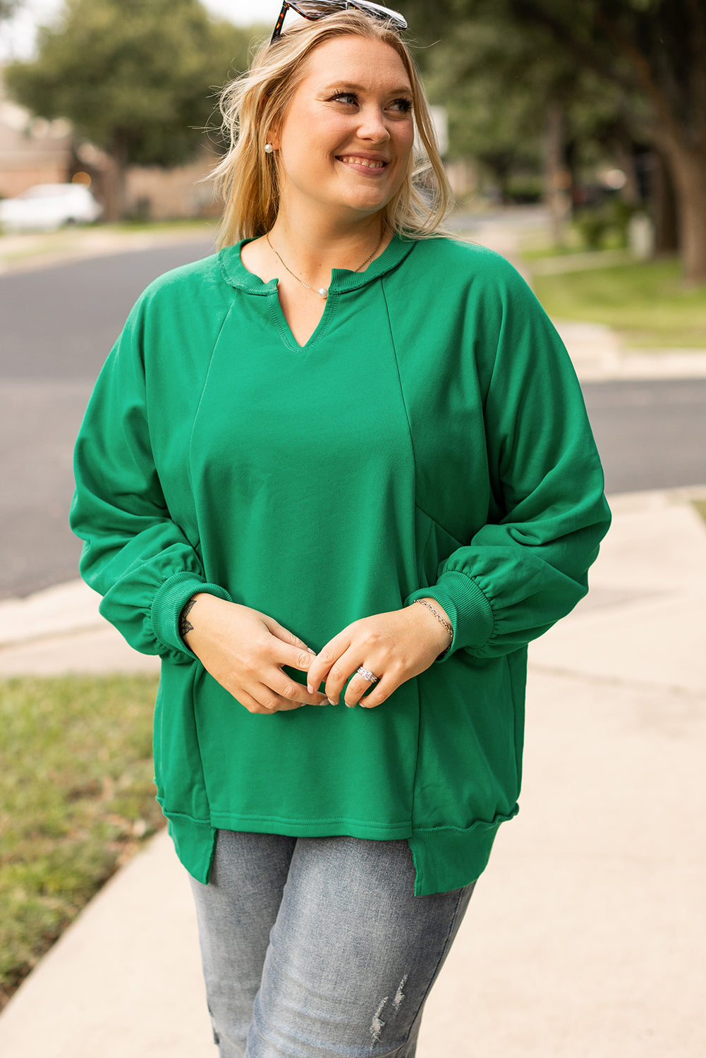 Chic bright green notch neck plus size sweatshirt with exposed seams