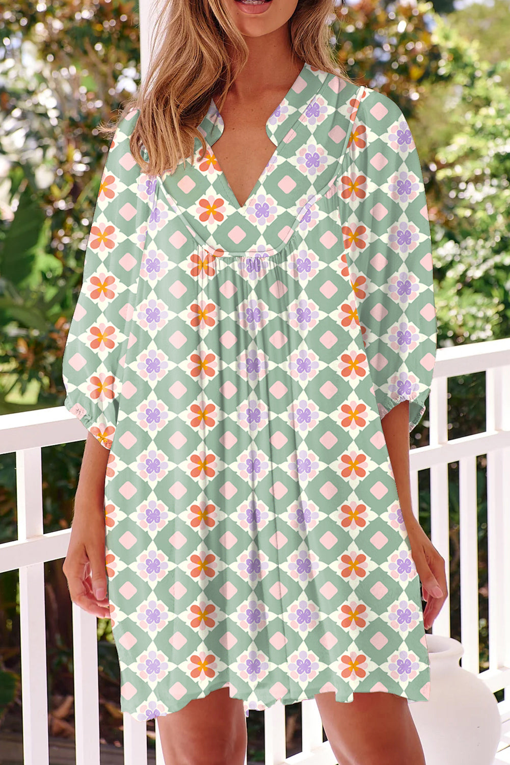 Green Geometric Floral Print 3/4 Sleeve Mini Dress