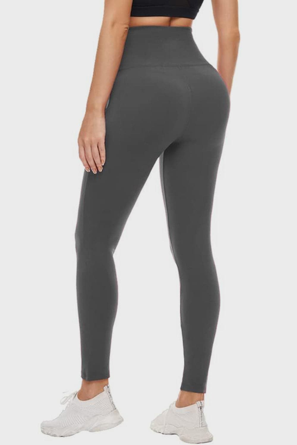 Full Size Pocketed High Waist Active Leggings.