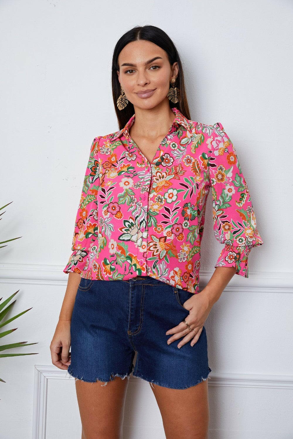 Floral Button Up Flounce Sleeve ShirtUpgrade Your Wardrobe with our Floral Button Up Flounce Sleeve Shirt
 Indulge in the ultimate blend of style and comfort with our Floral Button Up Flounce Sleeve ShiLove Salve Flounce Sleeve ShirtBlouses