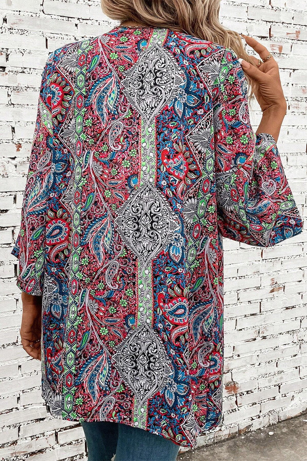 Chic red paisley kimono – stylish layering