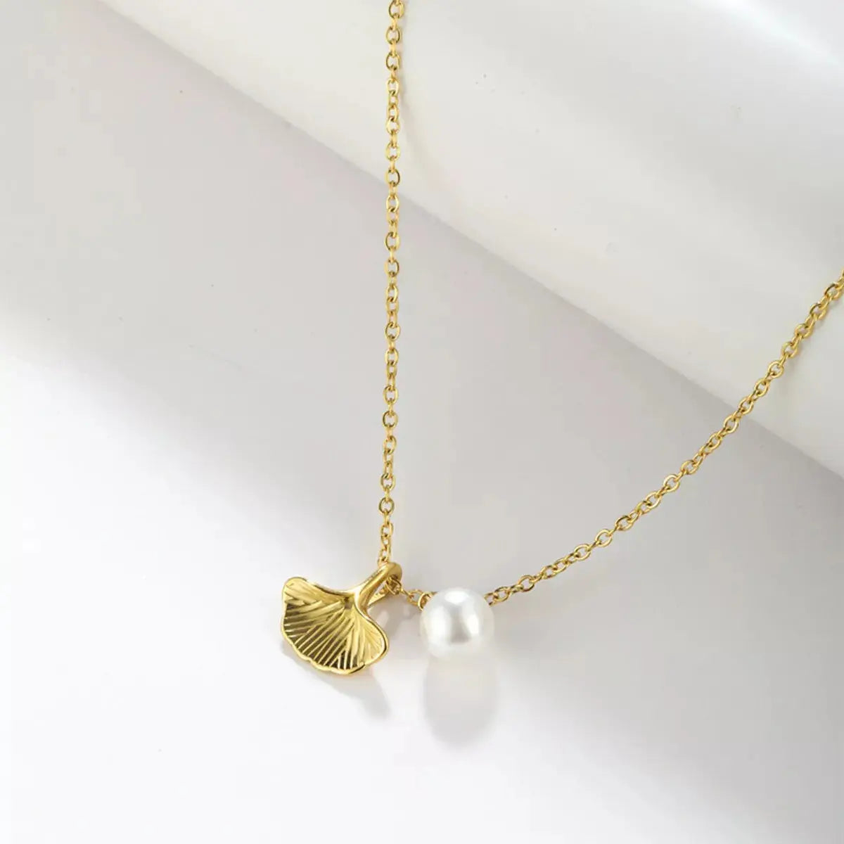 Pearl & Shell Pendant Necklace Simply Love