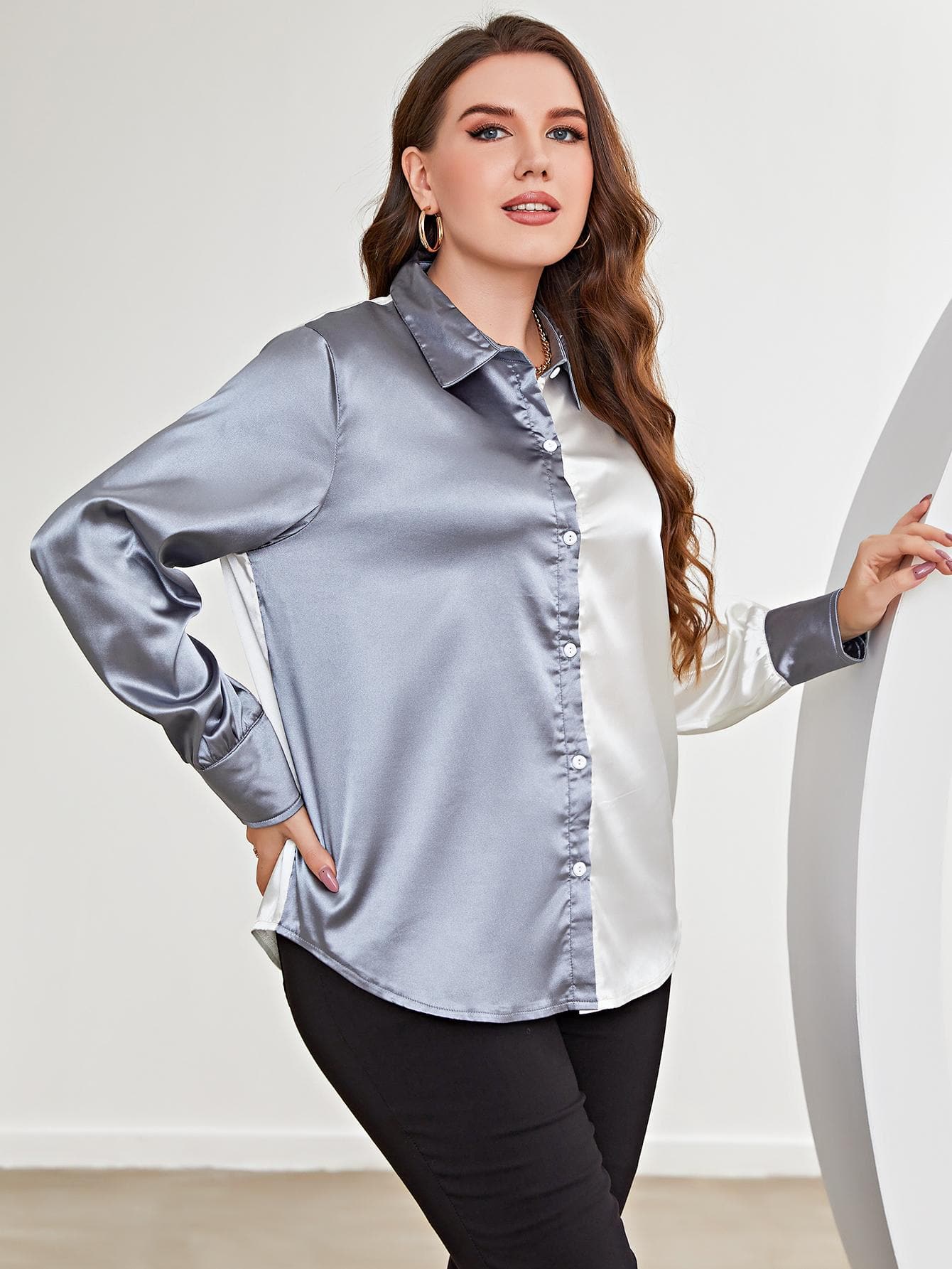 Plus Size Two-Tone Long Sleeve Shirt.