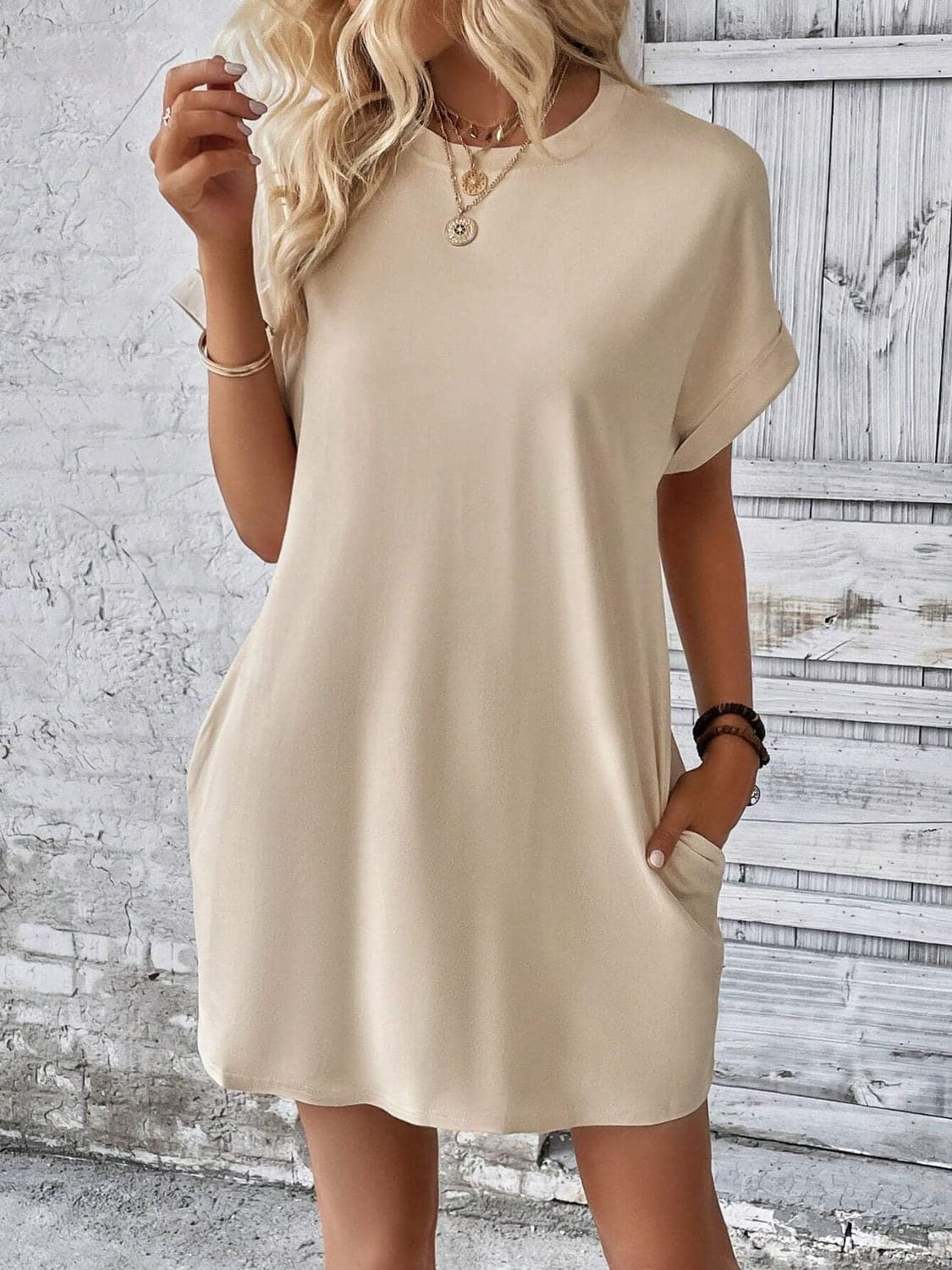 Round Neck Short Sleeve Mini Dress.