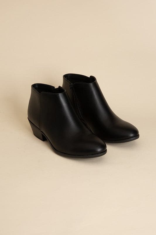 Mug Ankle Boots.