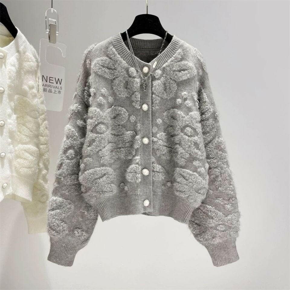 Towel embroidered jacket Xiaoxiangfeng spring and autumn new loose ladTowel Embroidered Jacket Xiaoxiangfeng Spring and Autumn New Loose Lady Style Cardigan Top Fashion
 
 
Elevate Your Style: Step up your fashion game with the XiaoxiaLove Salve loose lady style cardigan top fashion