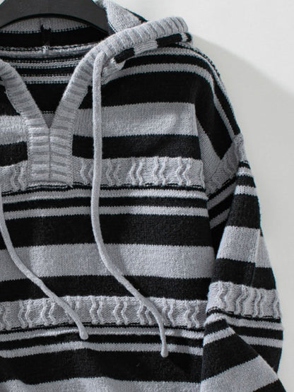 Striped hooded sweater with drawstring and long sleeves