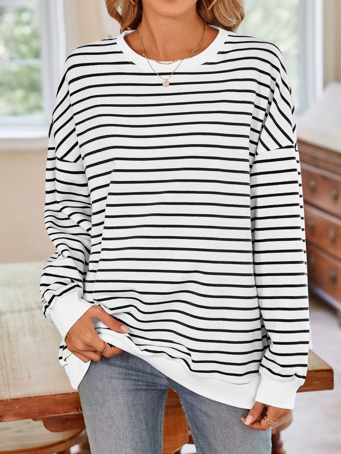 Cozy striped long sleeve crewneck sweatshirt