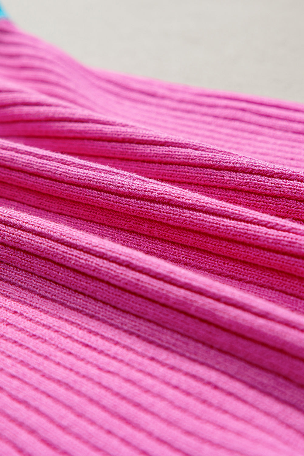 Trendy pink ribbed tank top