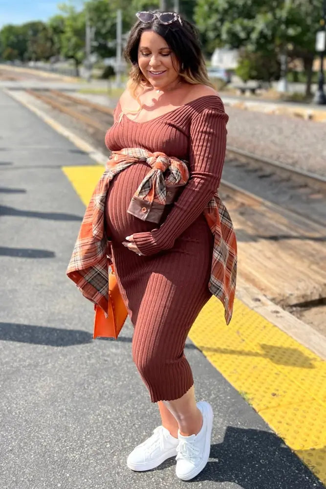 Mocha V Neck Long Sleeve Fitted Maternity Maxi Dress PinkBlush