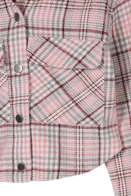 Chic plaid cropped jacket with shirt collar