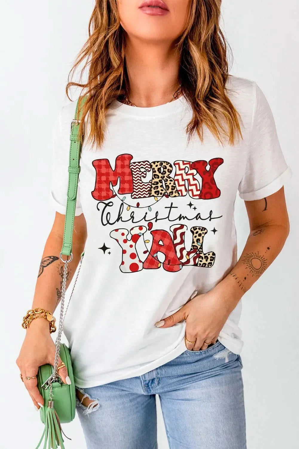 Letter graphic round neck short sleeve t-shirt with "Merry Christmas Y'all" design, casual basic style.