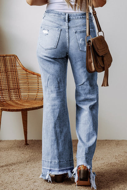 Chic raw hem bootcut jeans with functional pockets