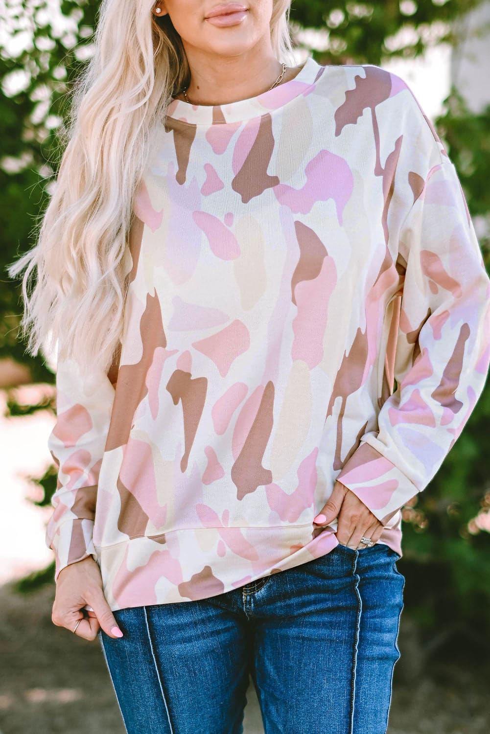 Printed Round Neck Dropped Shoulder Sweatshirt.