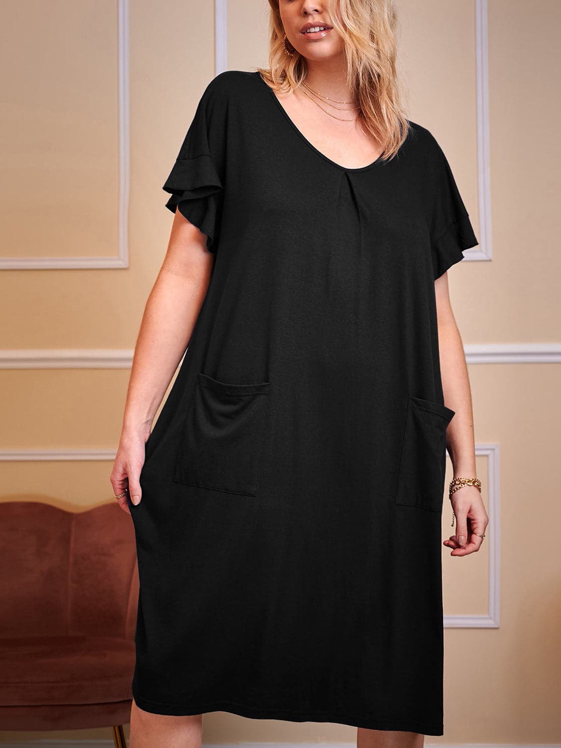 Plus Size Round Neck Short Sleeve Lounge Dress.