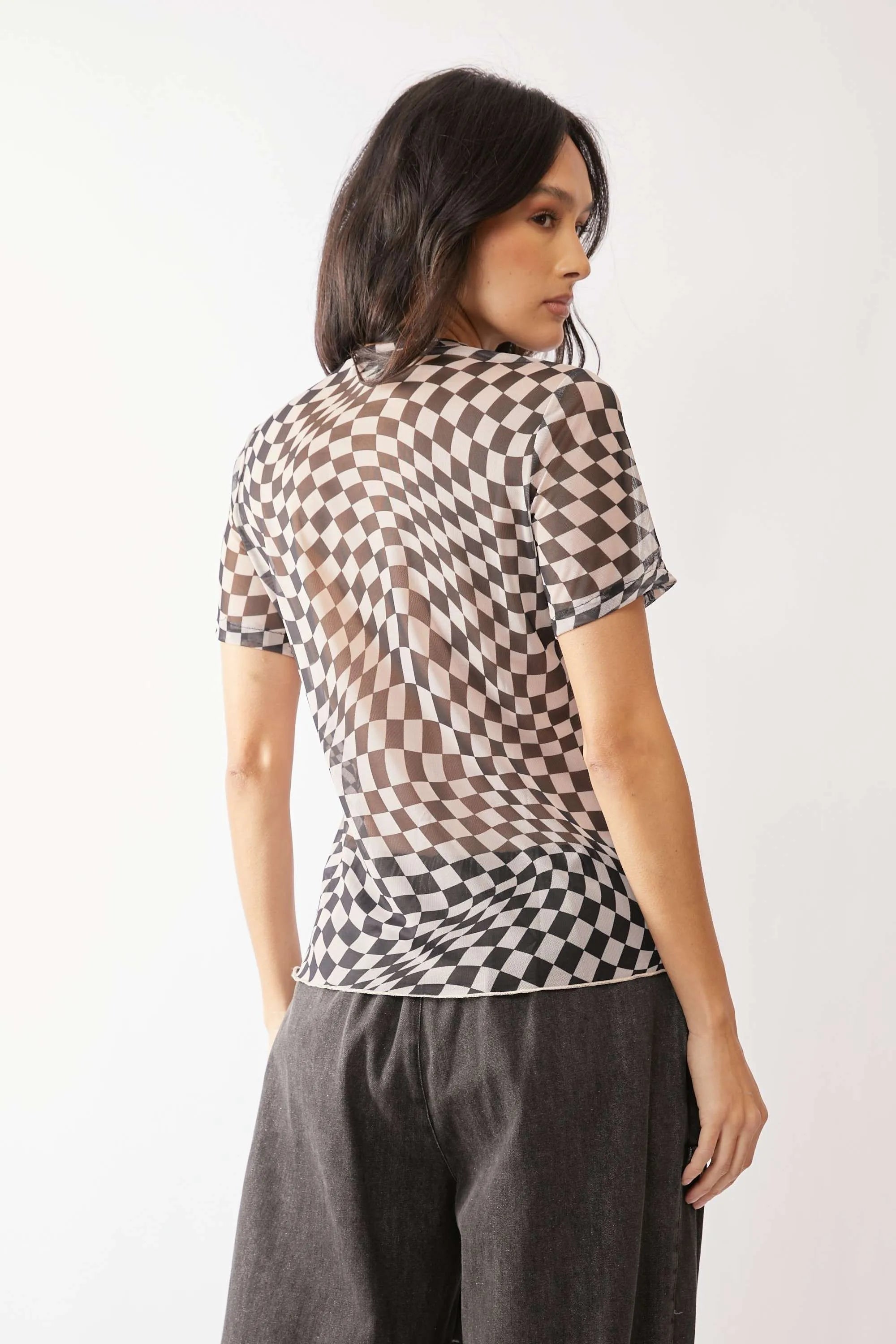 Davi & Dani Checker Board Printed Mesh Short Sleeve Top - Love Salve 