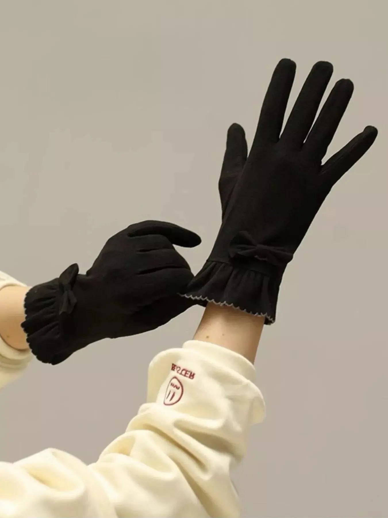 Ruffled Cuff Bow Gloves Simply Love