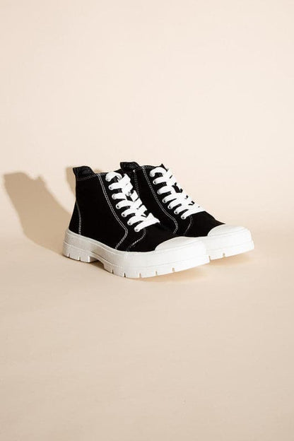 CRAYON-G Lace up Sneakers.