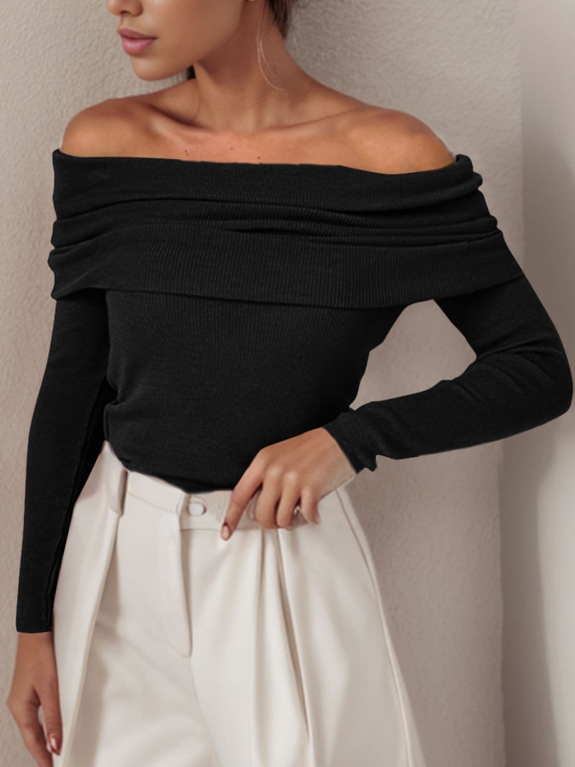 Off-Shoulder Long Sleeve Sweater.