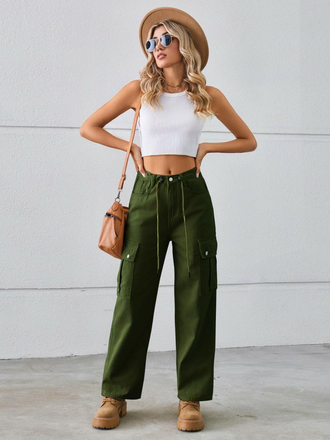 Drawstring Mid-Rise Waist Straight Cargo Jeans.