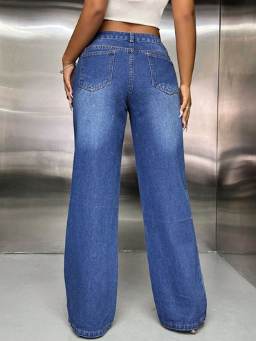 Wide Leg Jeans with Pockets.