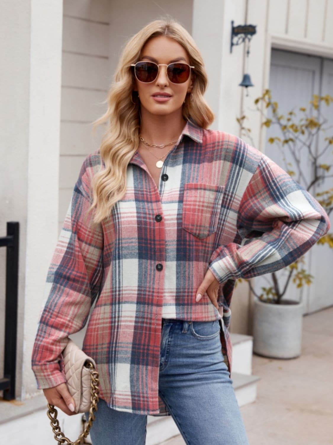 Pocketed Plaid Collared Neck Long Sleeve Shirt.