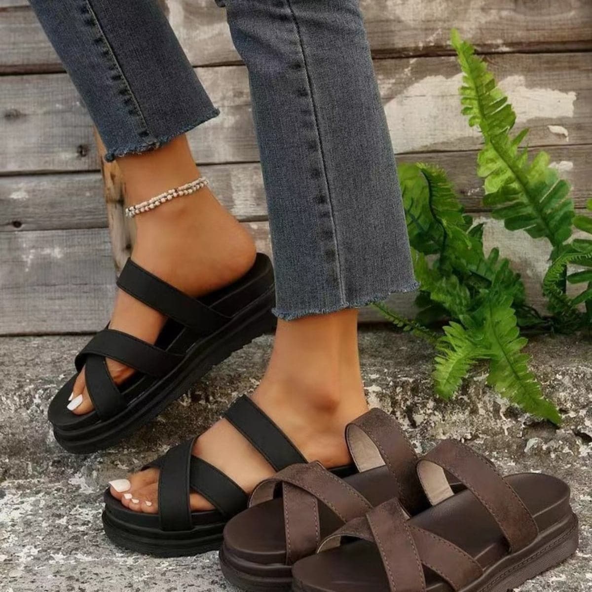 Crisscross PU Leather Flat Sandals.