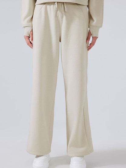 Effortlessly chic drawstring wide-leg trousers