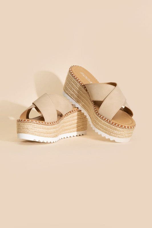 Height-S-Raffia Platform slides.