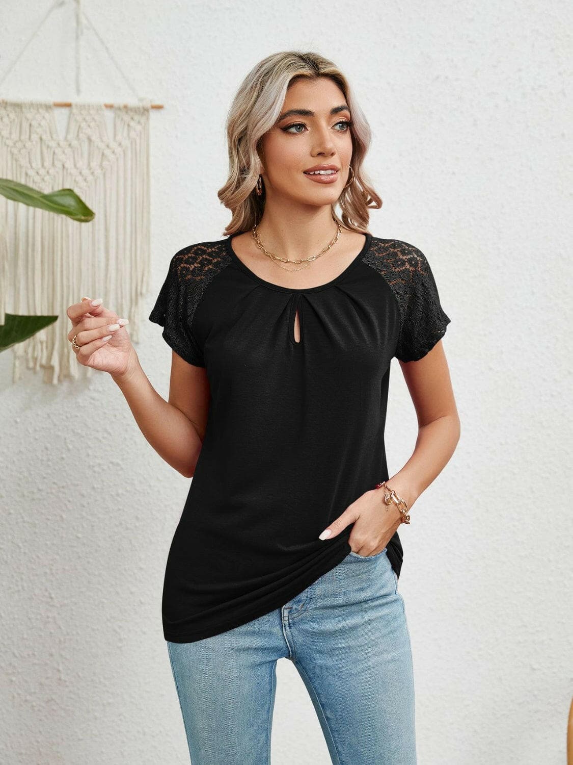 Lace Detail Round Neck Short Sleeve T-Shirt.