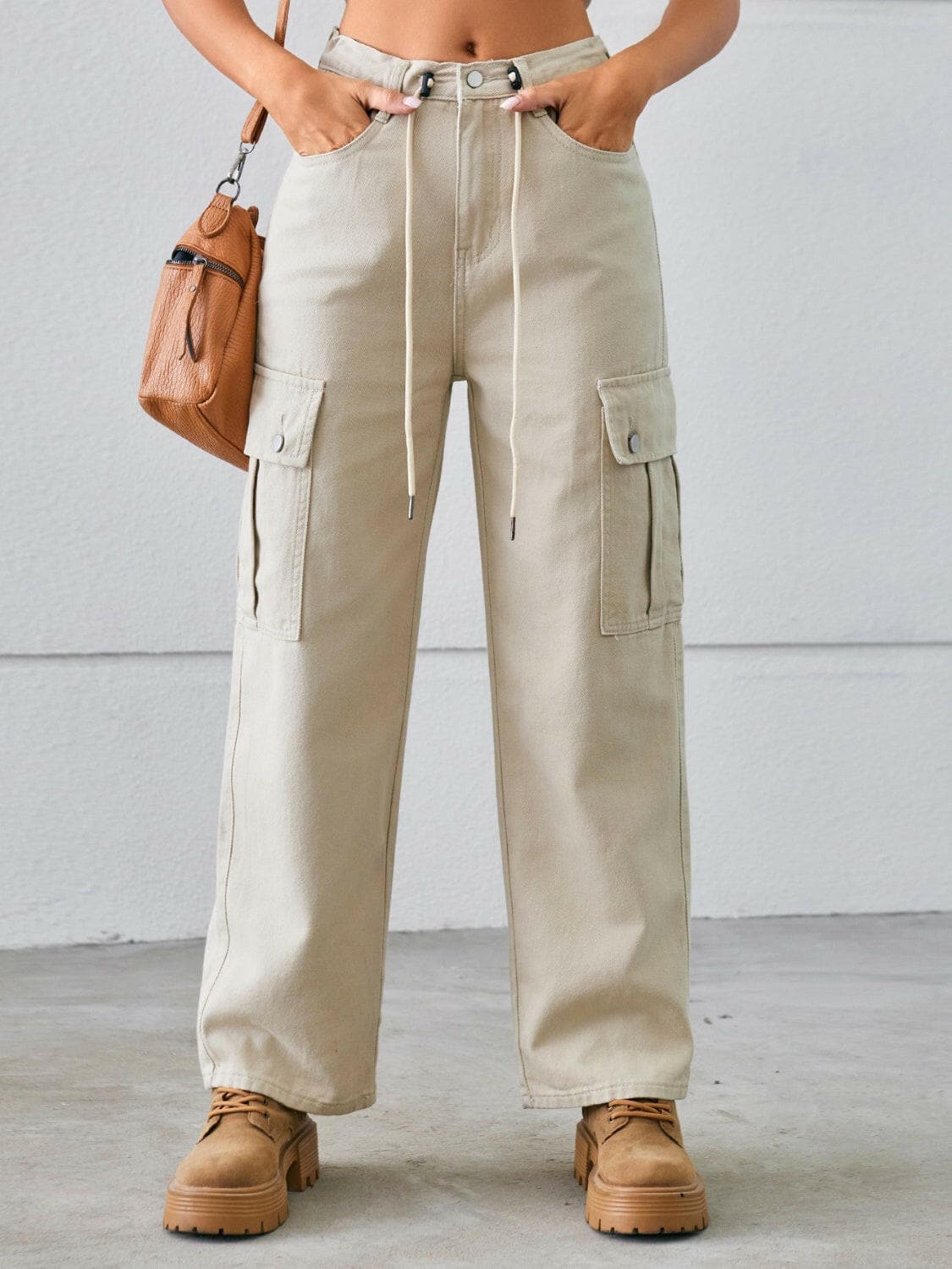 Drawstring Mid-Rise Waist Straight Cargo Jeans.