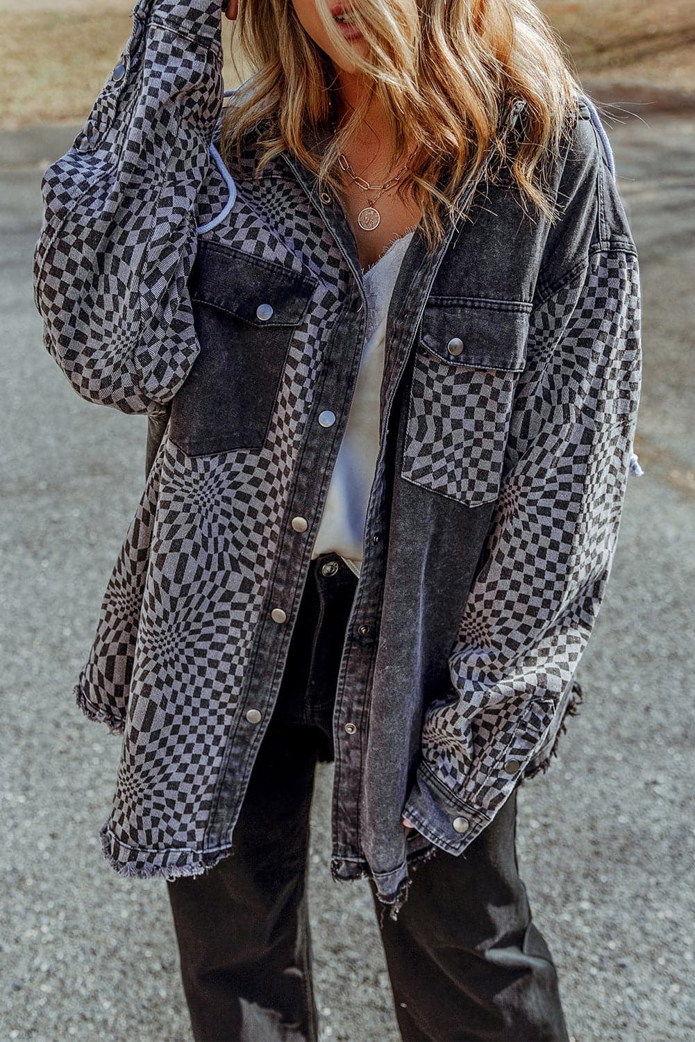 Plaid Snap Down Raw Hem Drawstring Hooded Jacket.