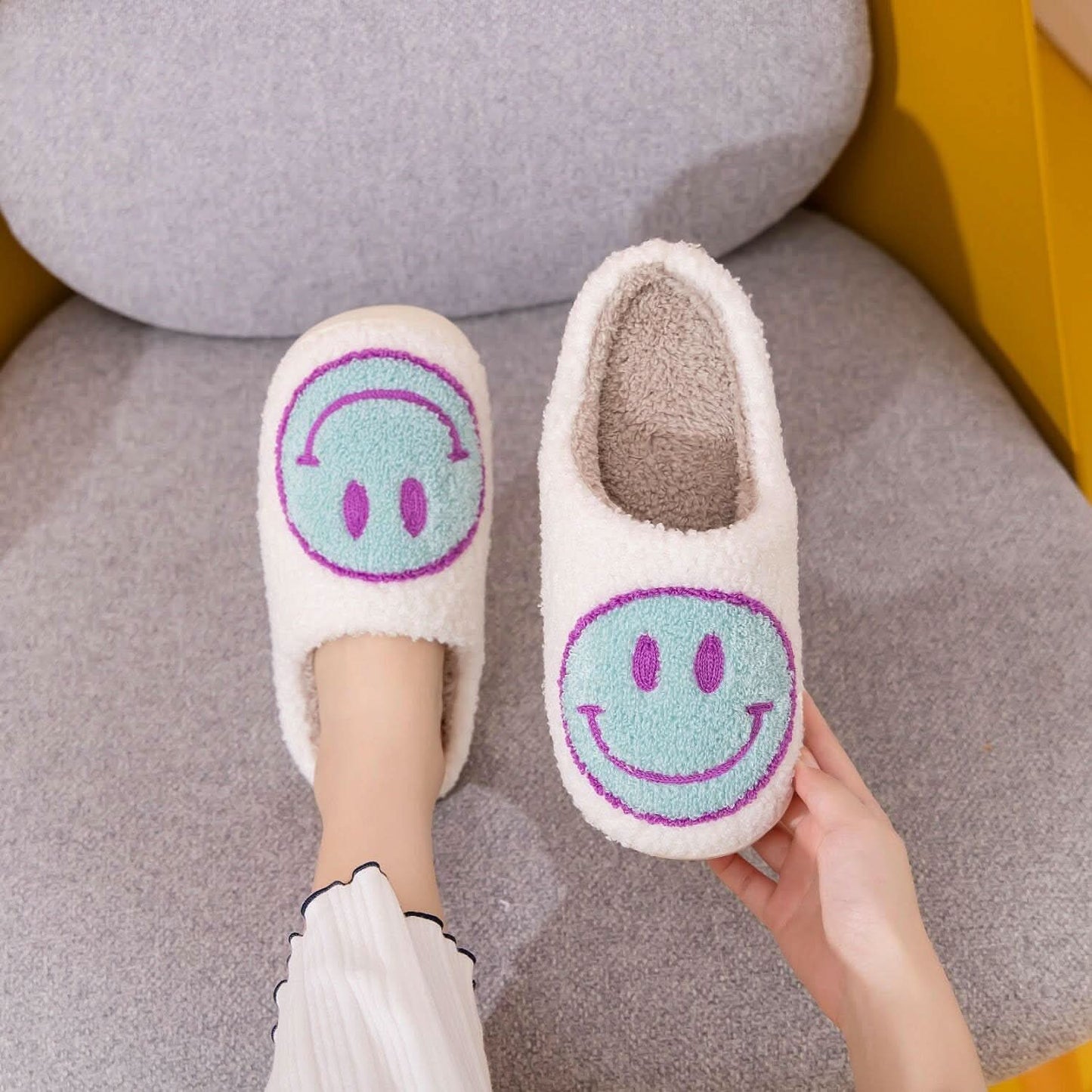 Cozy joy smiley face slippers for ultimate comfort (large)