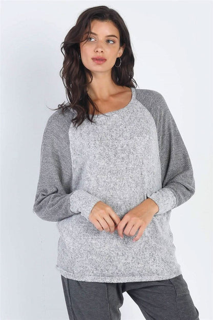 Chic contrast long sleeve top in heather grey