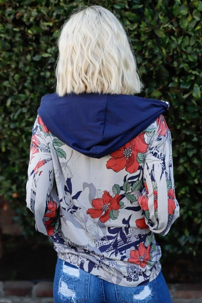 Floral charm zip-up hoodie for a cozy chic look