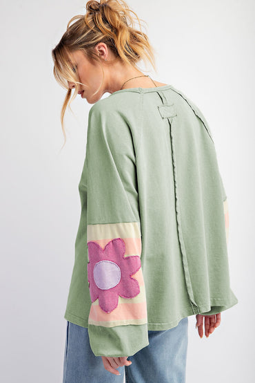 Floral oversized top in smoke green