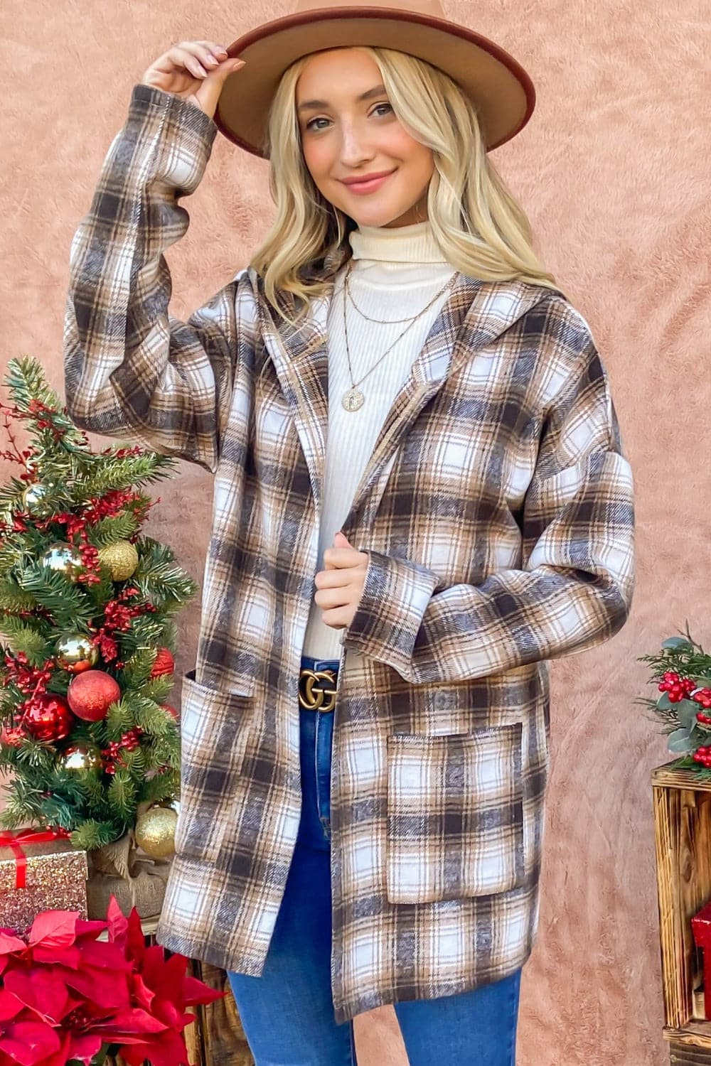 Plaid hooded shacket - casual layering