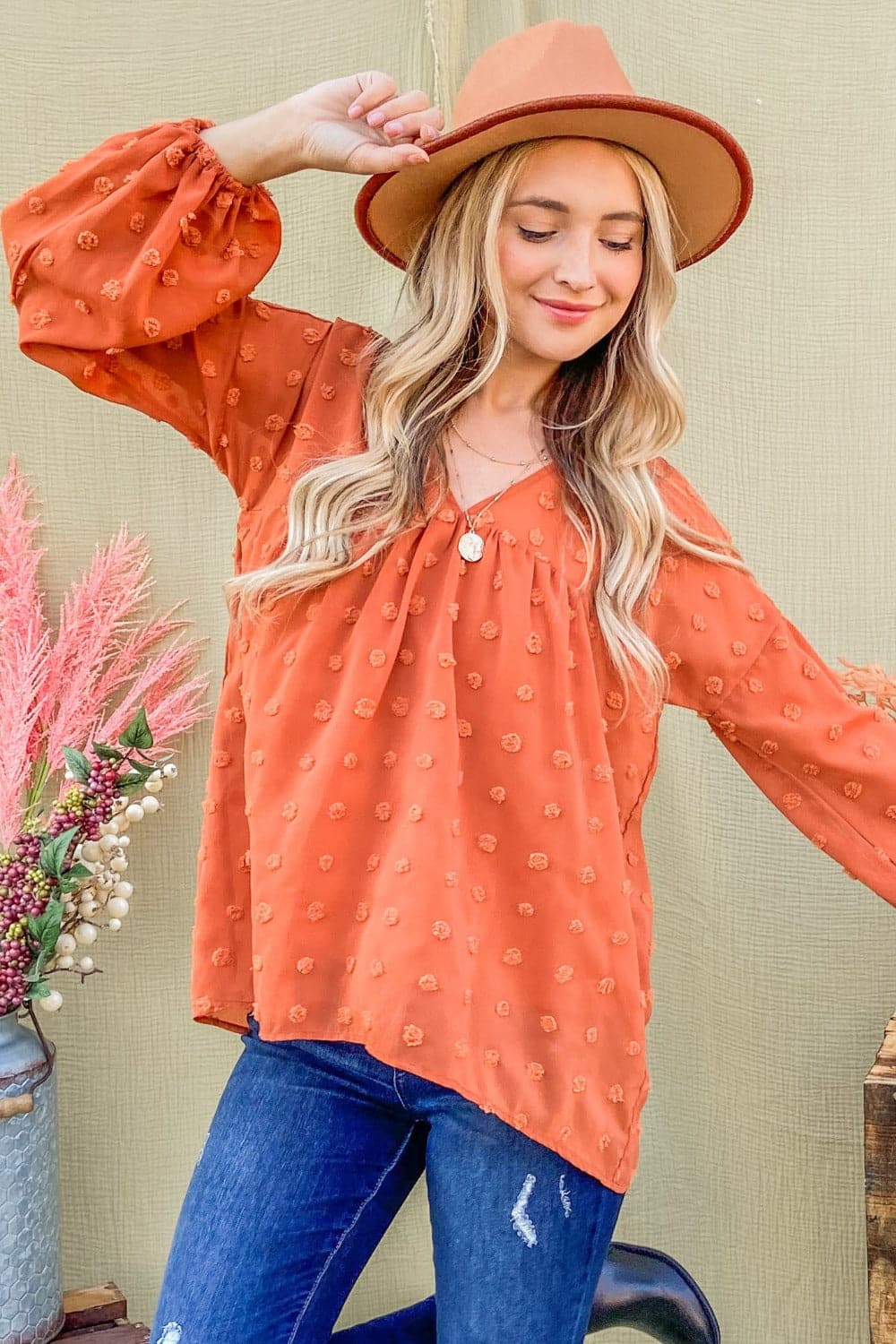 Charming Swiss dot balloon sleeve top