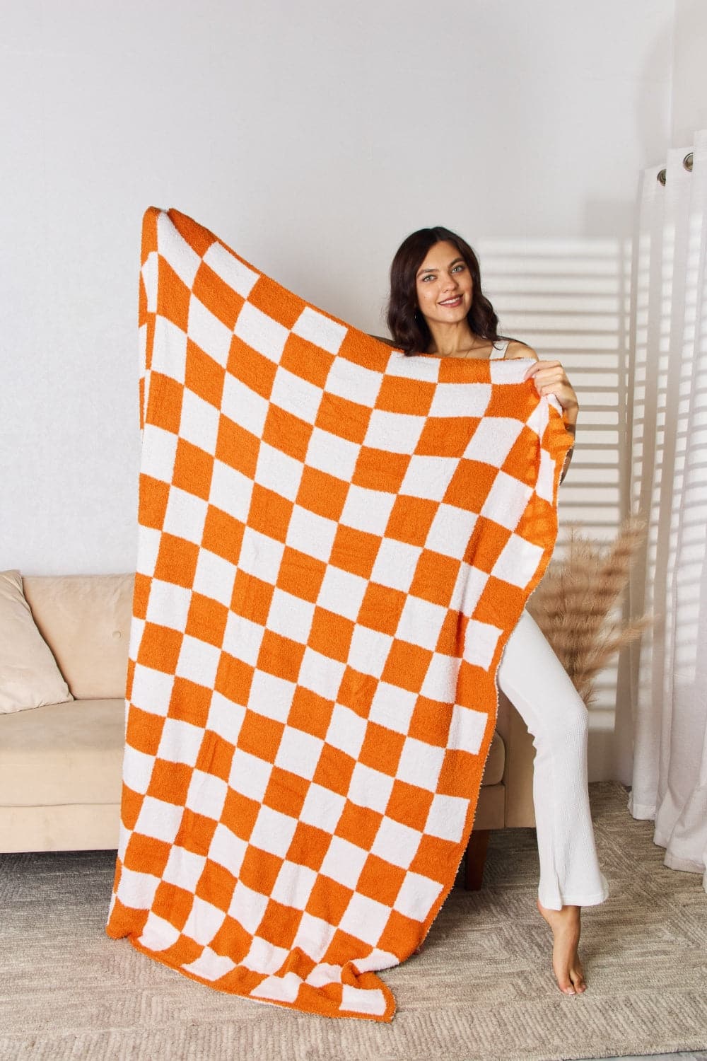 Chic checkered throw blanket for cozy elegance