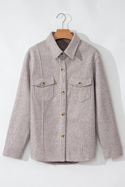 Chic light grey buttoned shacket with flap pockets and collar