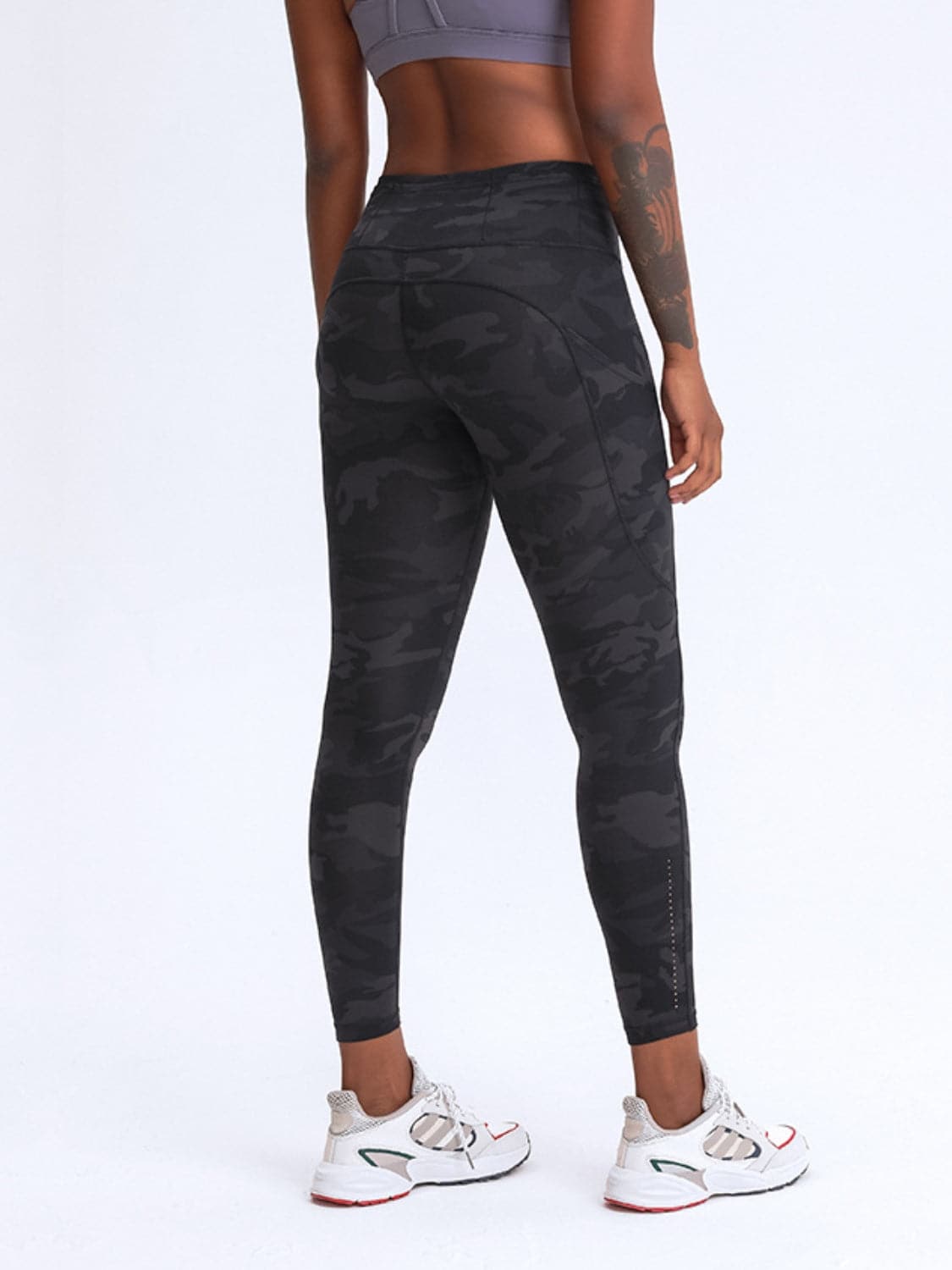 Wide Waistband Leggings with Pockets.