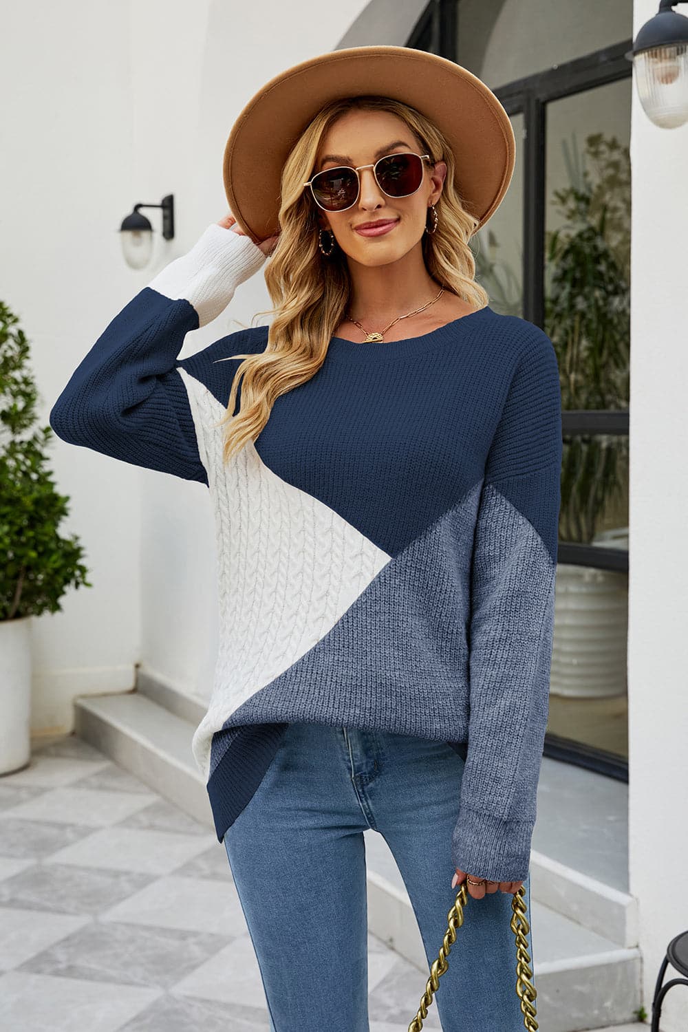 Color Block Round Neck Sweater.