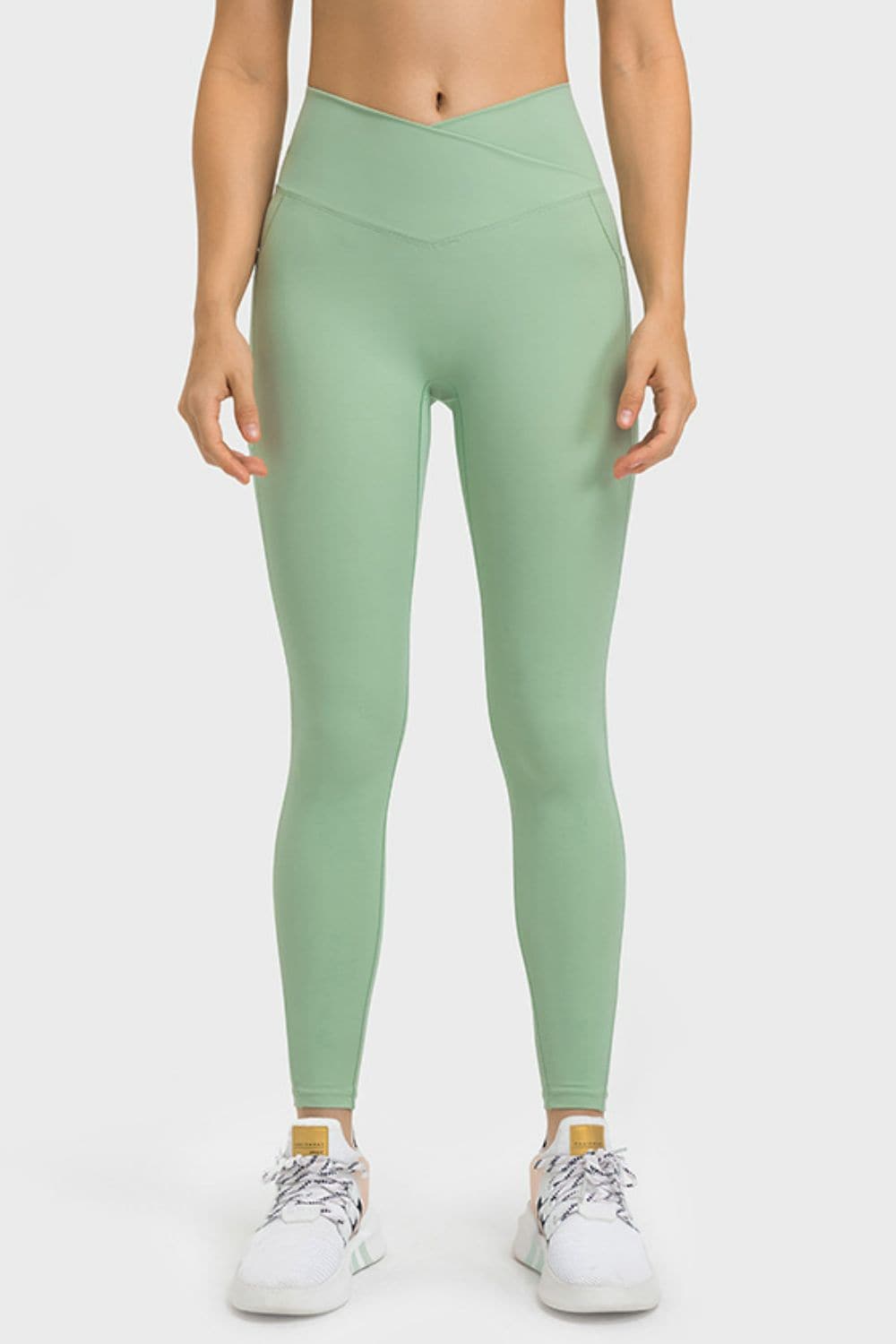 V-Waist Yoga Leggings with Pockets.