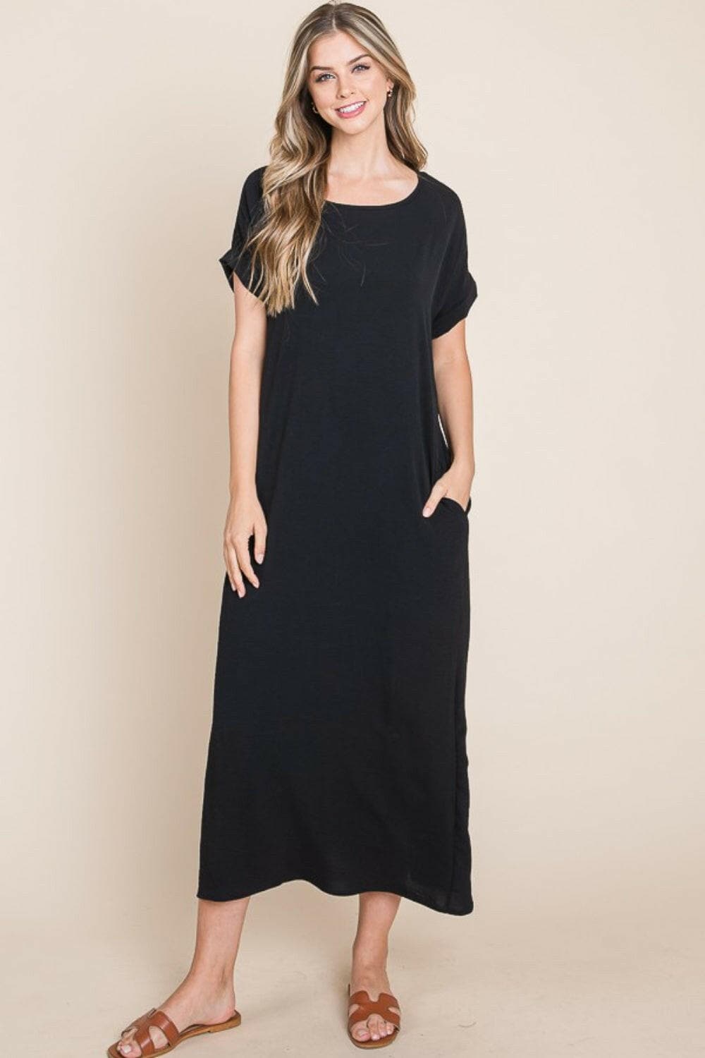 BOMBOM Round Neck Short Sleeve Midi Dress with Pockets.