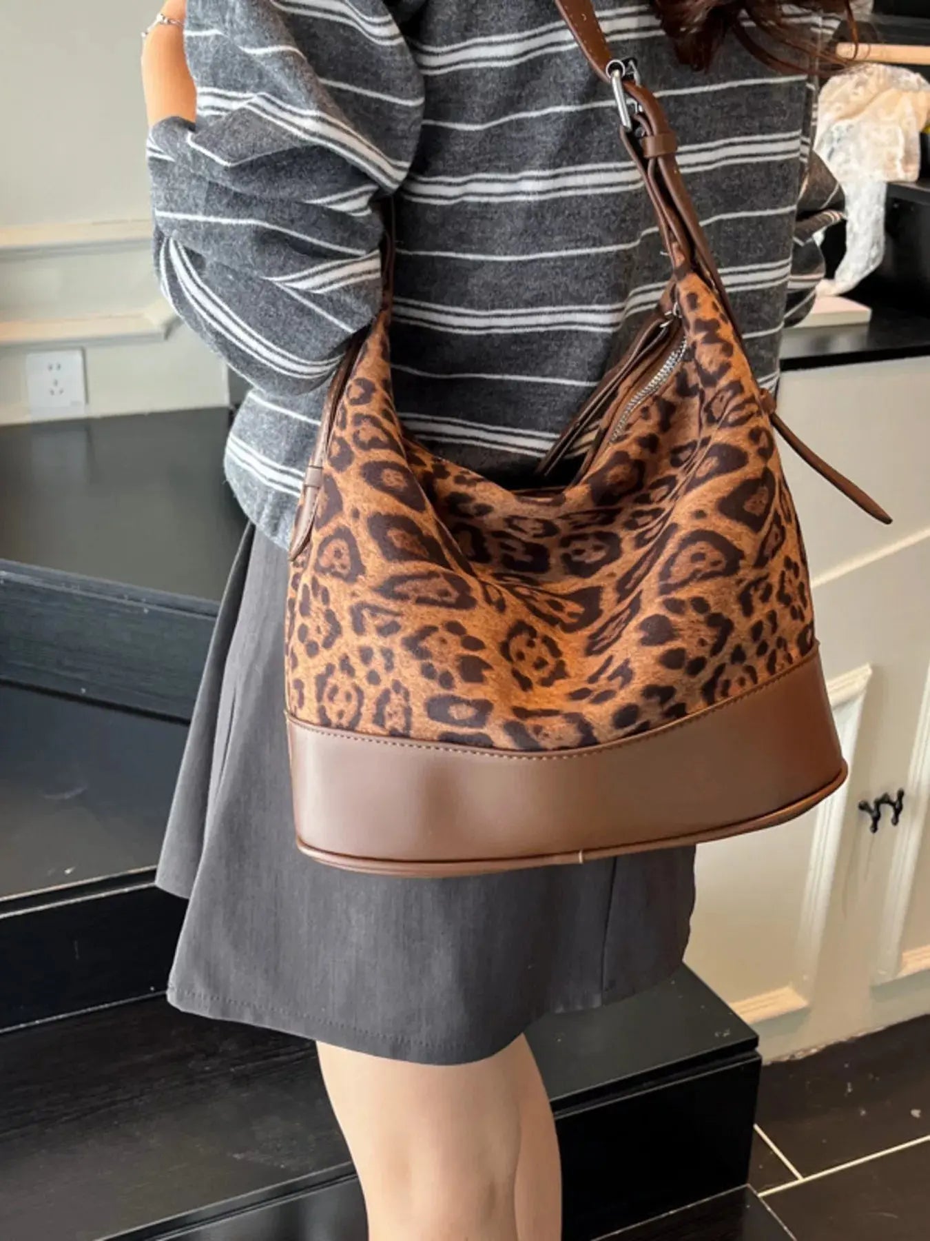 Adjustable Strap Tote Bag Simply Love