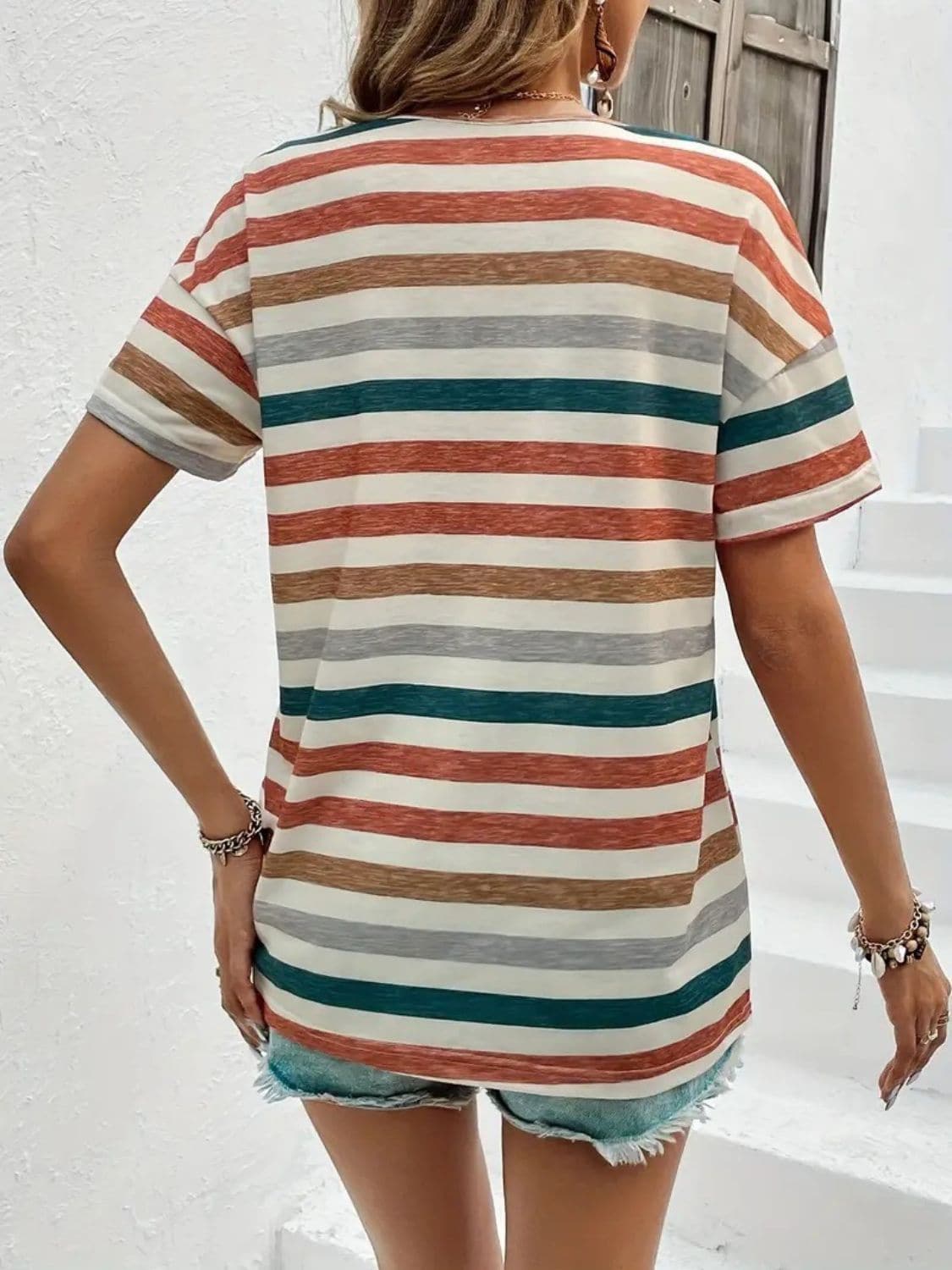 Striped Round Neck Short Sleeve T-Shirt.