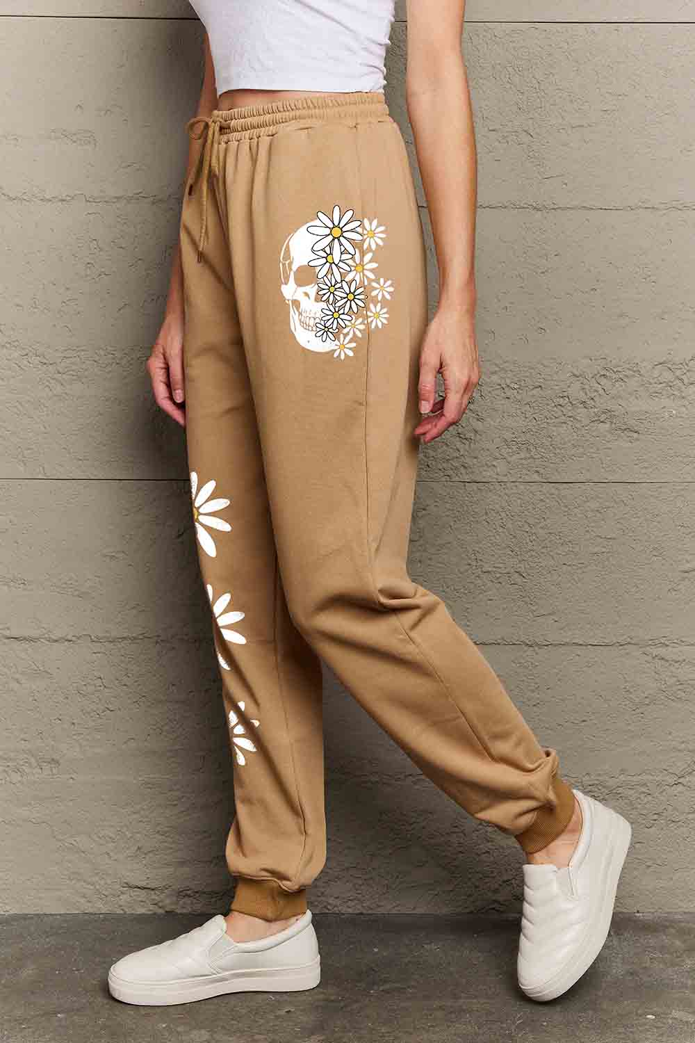 Simply Love Simply Love Full Size Drawstring Flower & Skull Graphic Long Sweatpants.