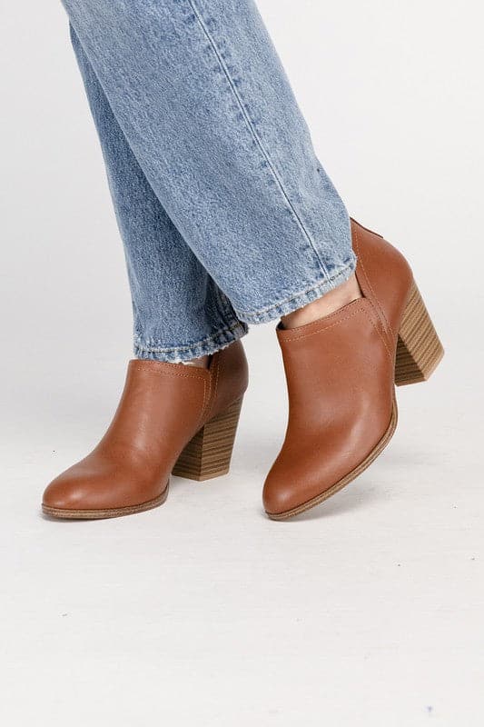 GAMEY Ankle Booties.