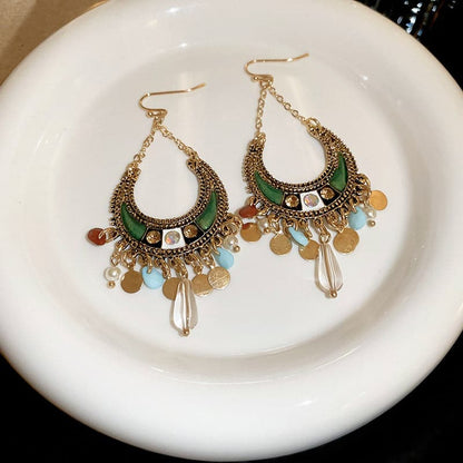 Sparkling rhinestone drop earrings in resin and alloy